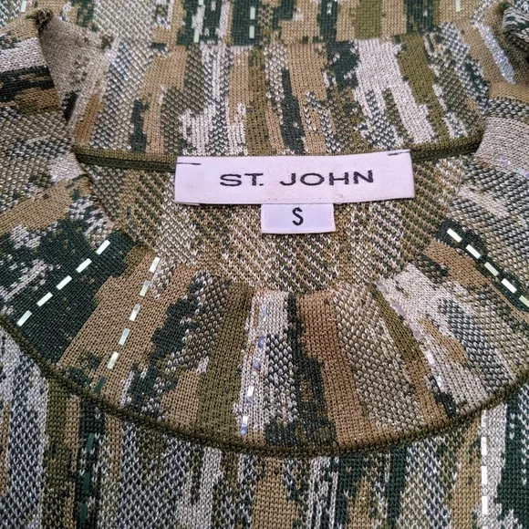 ST. JOHN | Green Mock Neck Collar Blouse - Picture 7 of 7
